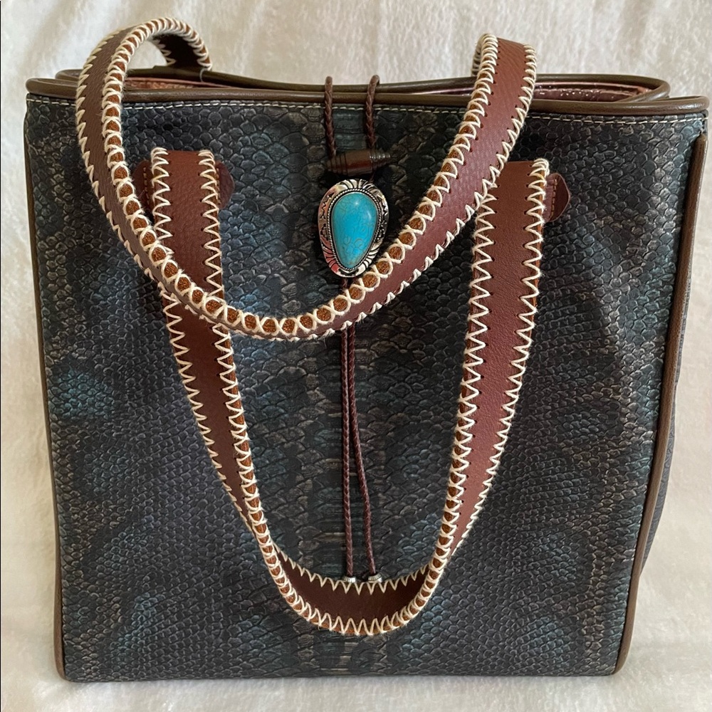 Consuela Rattler Classic Tote